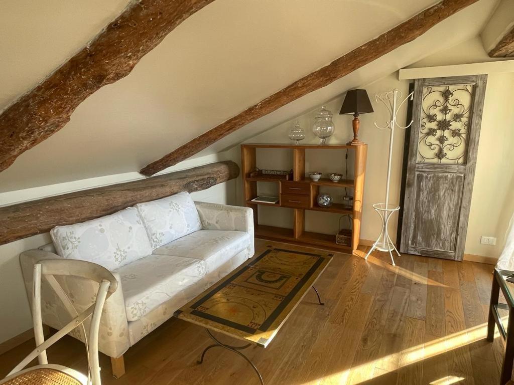 Appartement Le Finestre Sulla Mole à Turin Extérieur photo