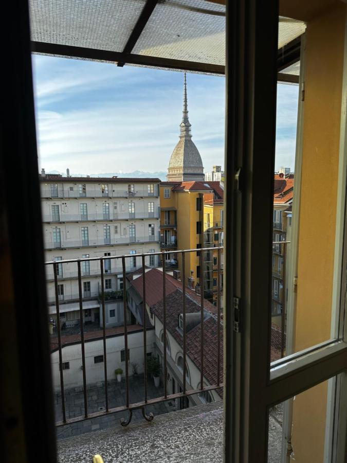 Appartement Le Finestre Sulla Mole à Turin Extérieur photo