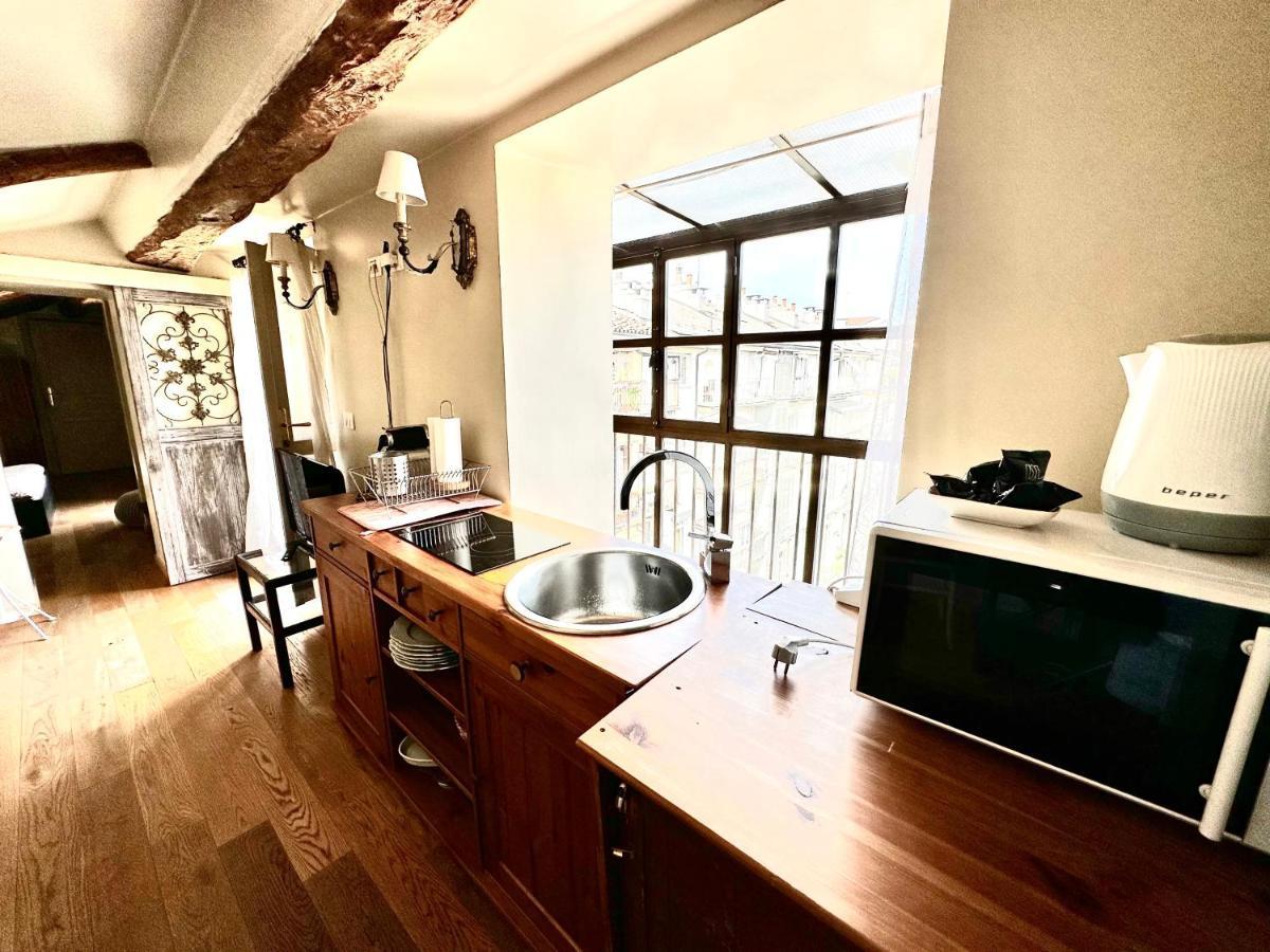 Appartement Le Finestre Sulla Mole à Turin Extérieur photo