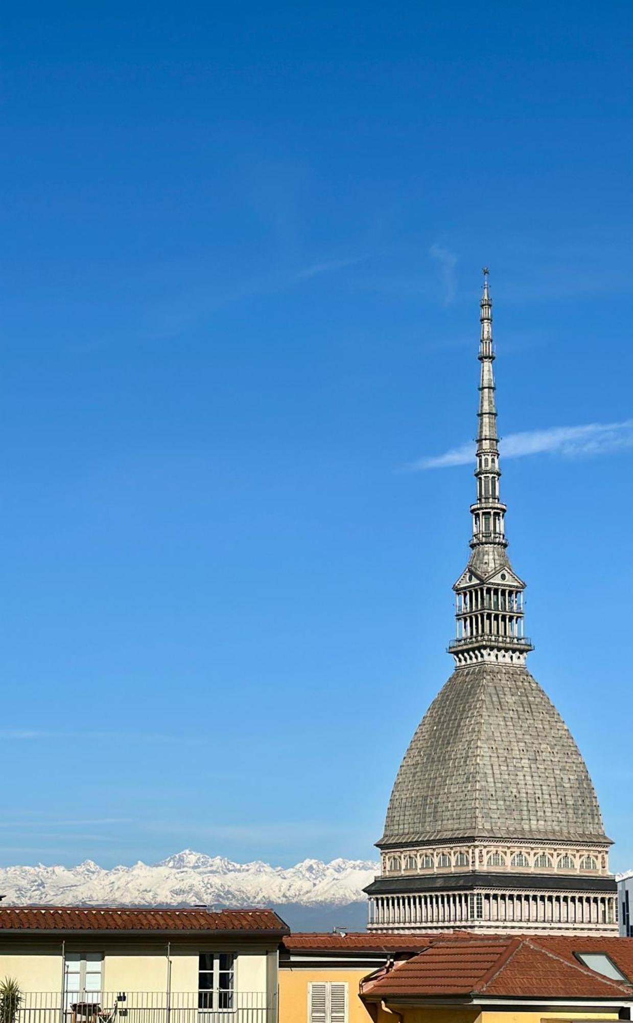Appartement Le Finestre Sulla Mole à Turin Extérieur photo