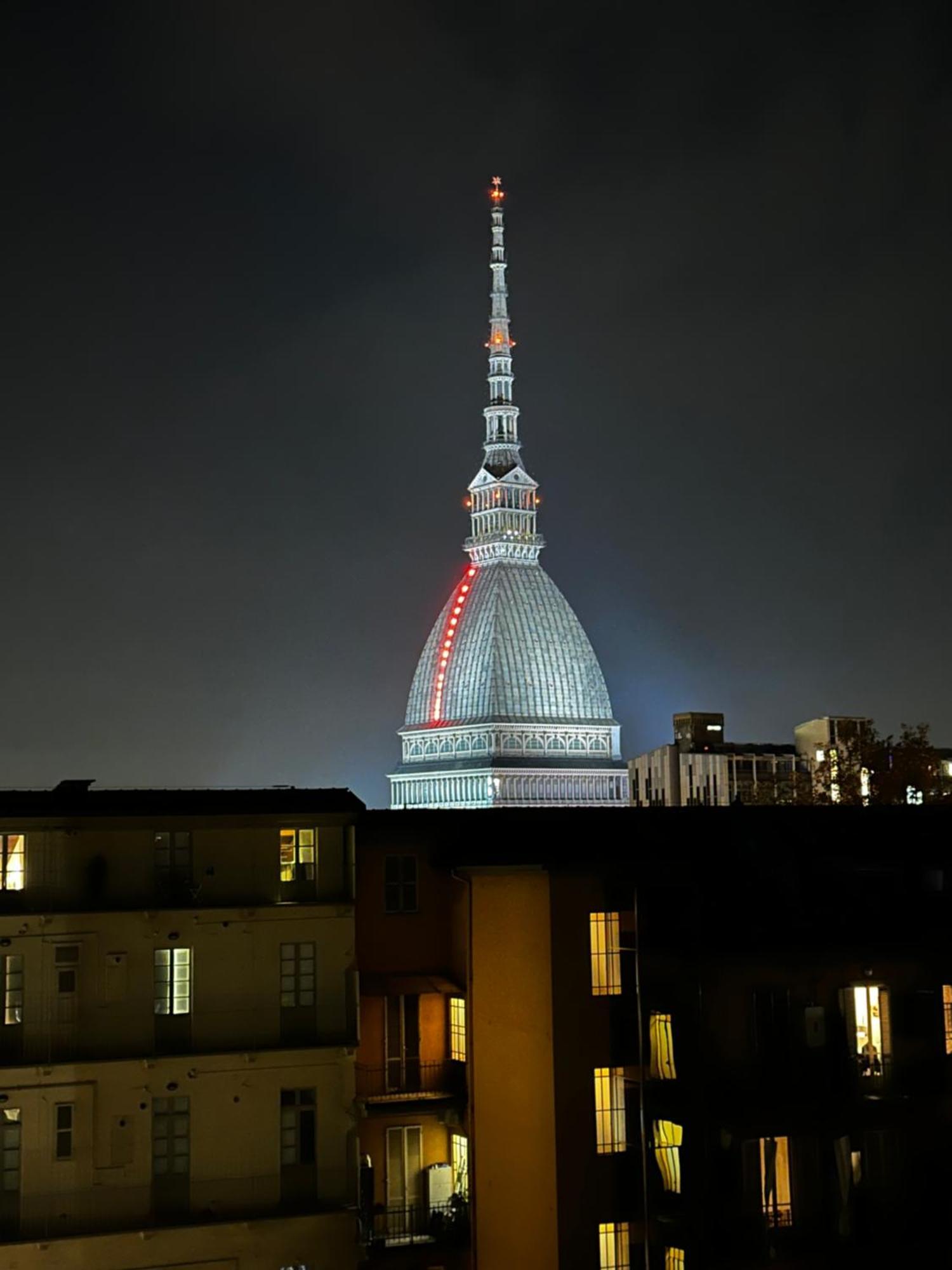 Appartement Le Finestre Sulla Mole à Turin Extérieur photo
